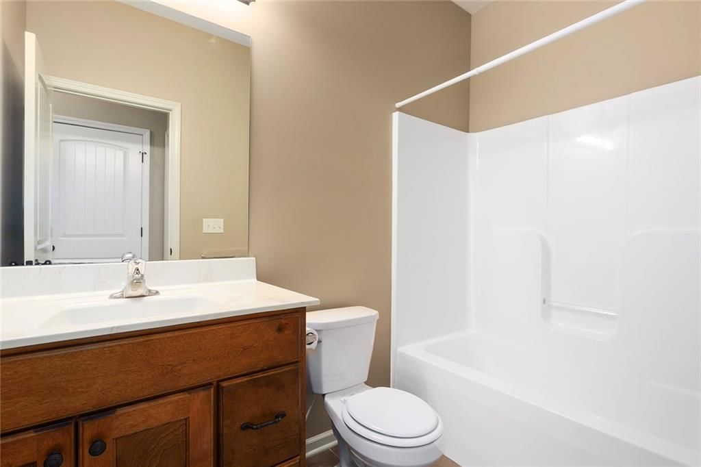 503 SW STATION Street — photo 10