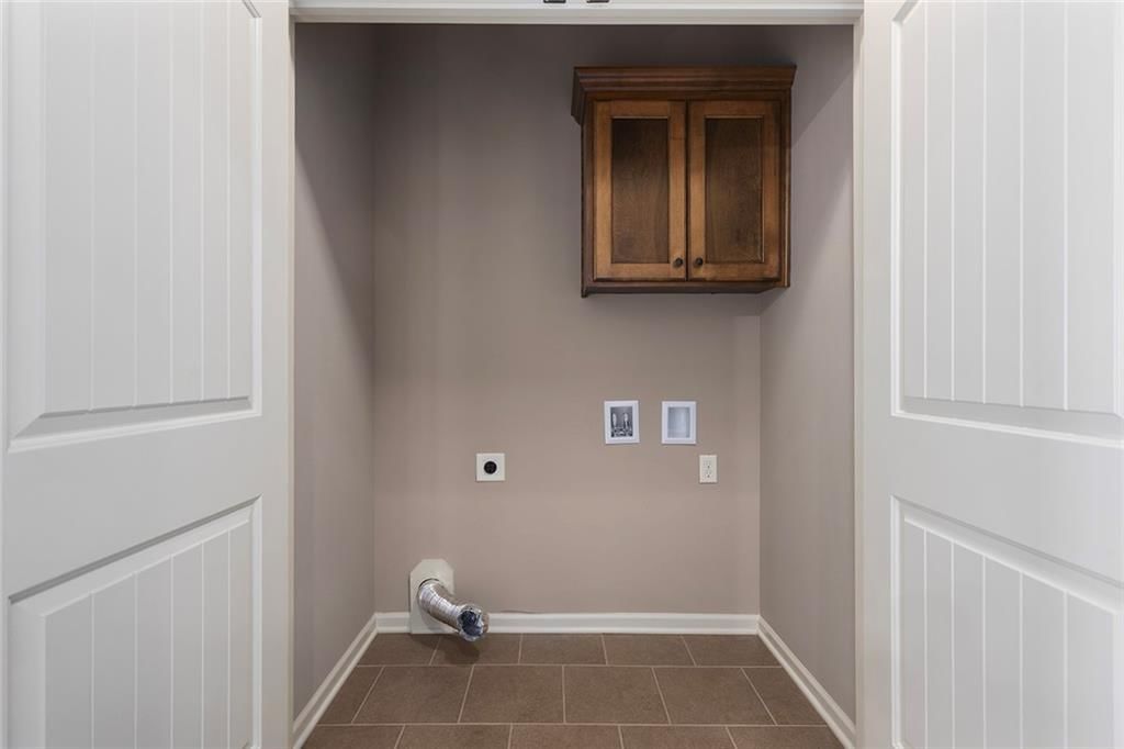 503 SW STATION Street — photo 12