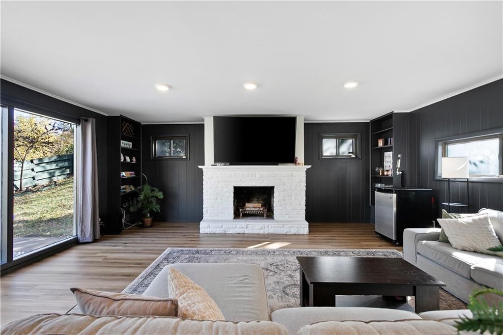 315 E Sweeney Boulevard — photo 12