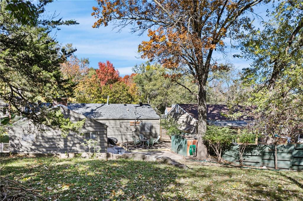 315 E Sweeney Boulevard — photo 26