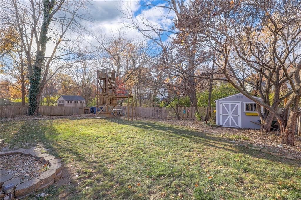 14640 Summertree Lane — photo 45