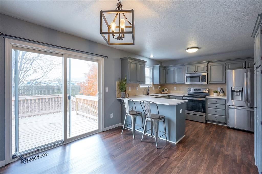1025/1027 Kaycee Drive — photo 17