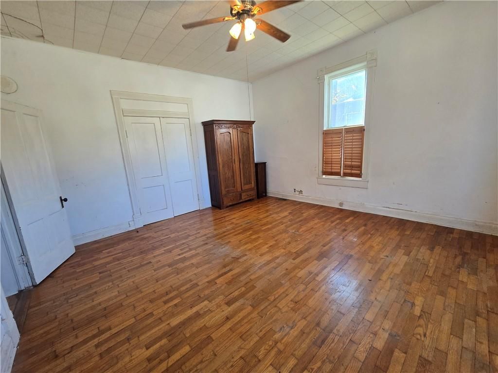 2119 South Street — photo 2