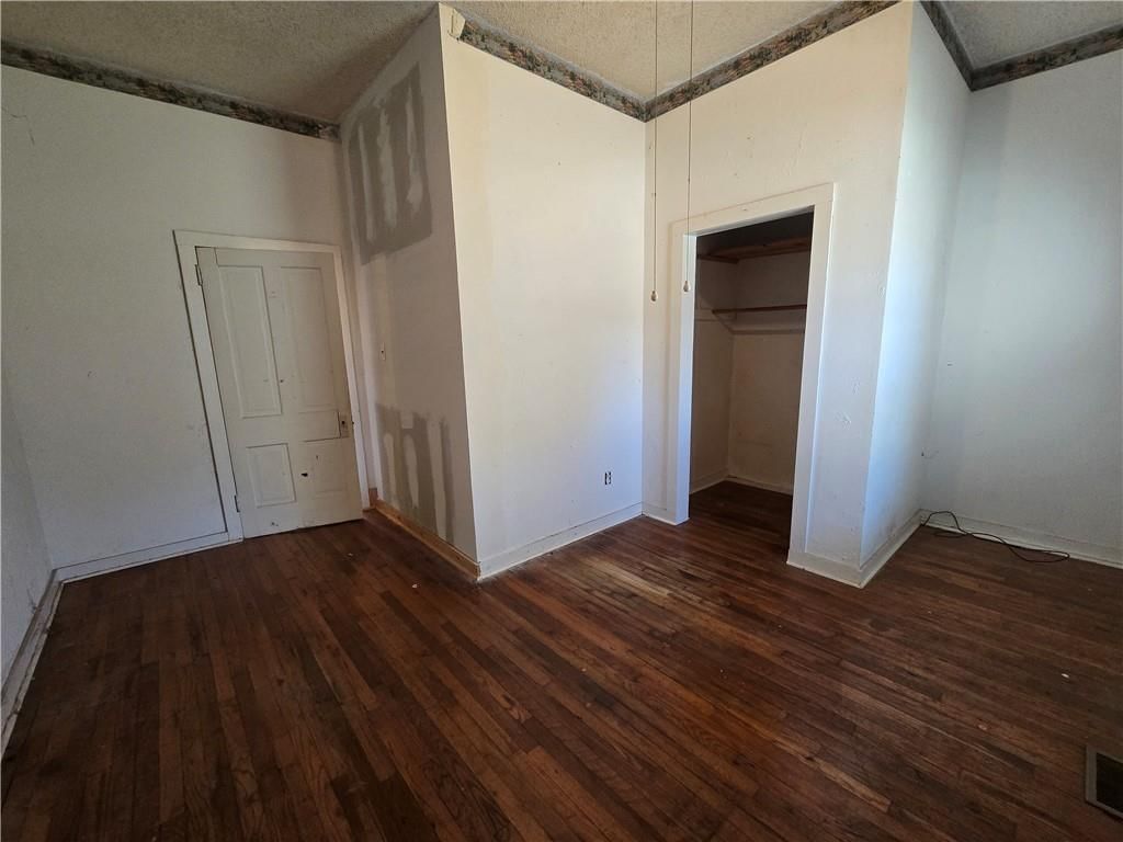 2119 South Street — photo 24