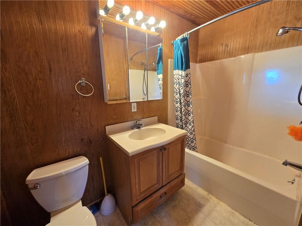 2119 South Street — photo 25