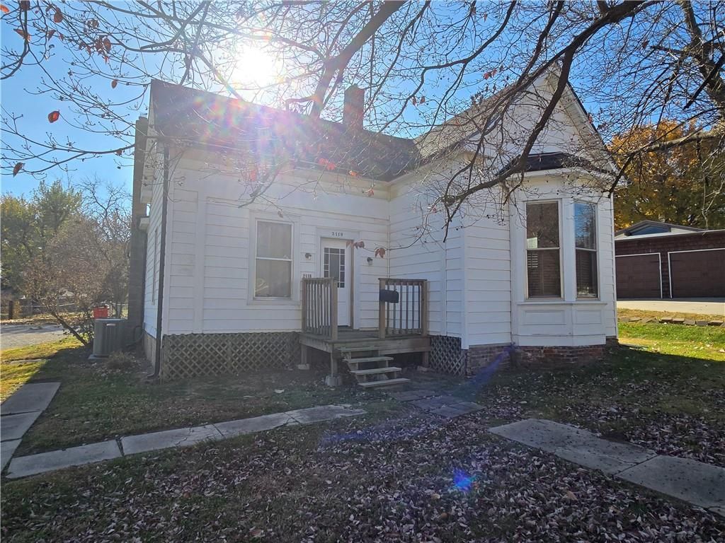 2119 South Street — photo 29