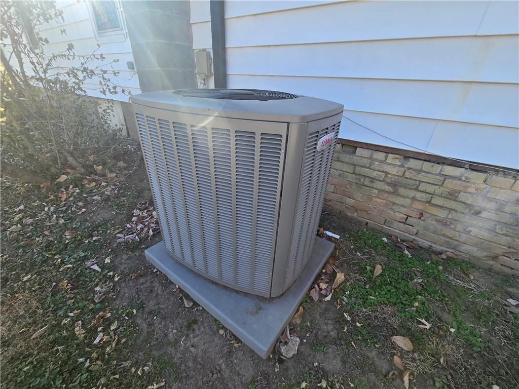 2119 South Street — photo 44