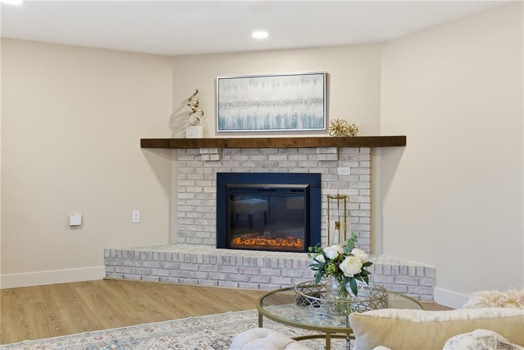 1704 W Long Boulevard — photo 5