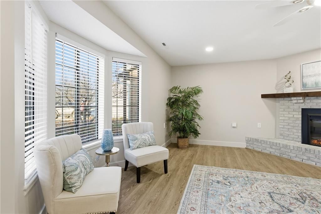 1704 W Long Boulevard — photo 6