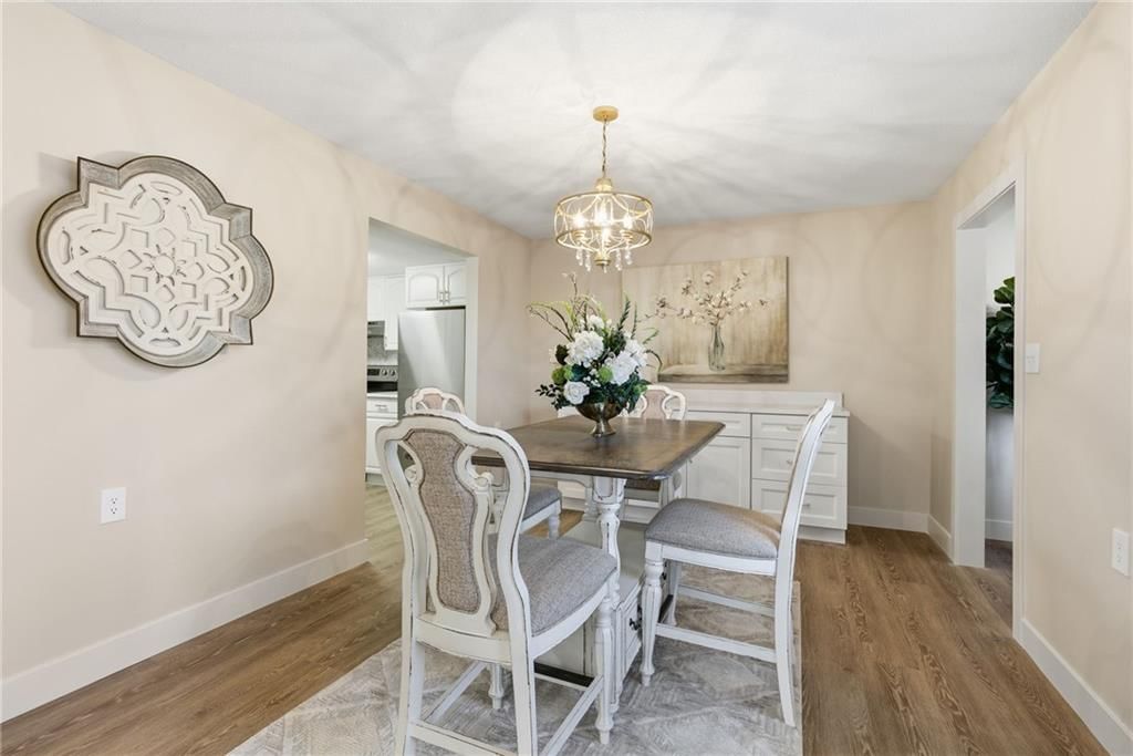 1704 W Long Boulevard — photo 9
