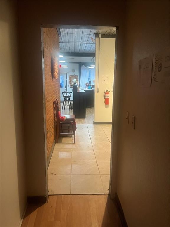 2112 Main Street — photo 8