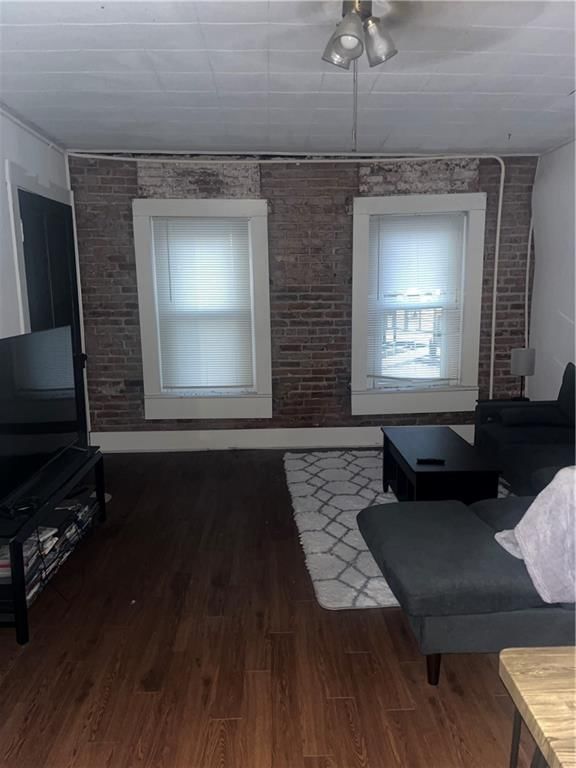 2112 Main Street — photo 14