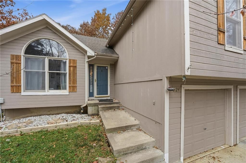 7024 N Mercier Court — photo 2