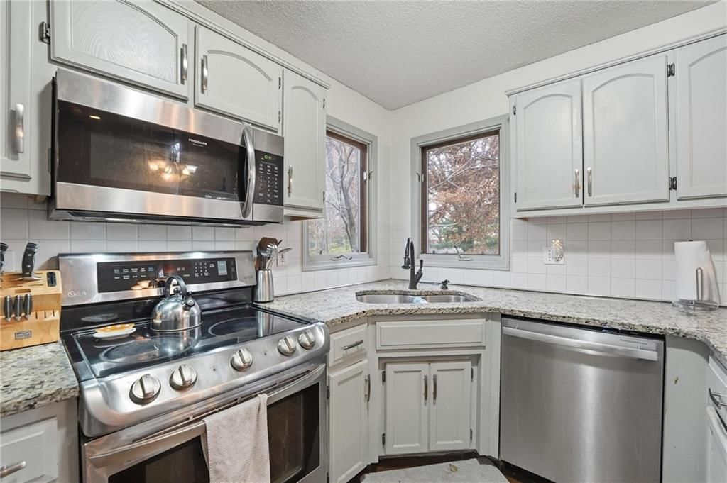 7024 N Mercier Court — photo 8
