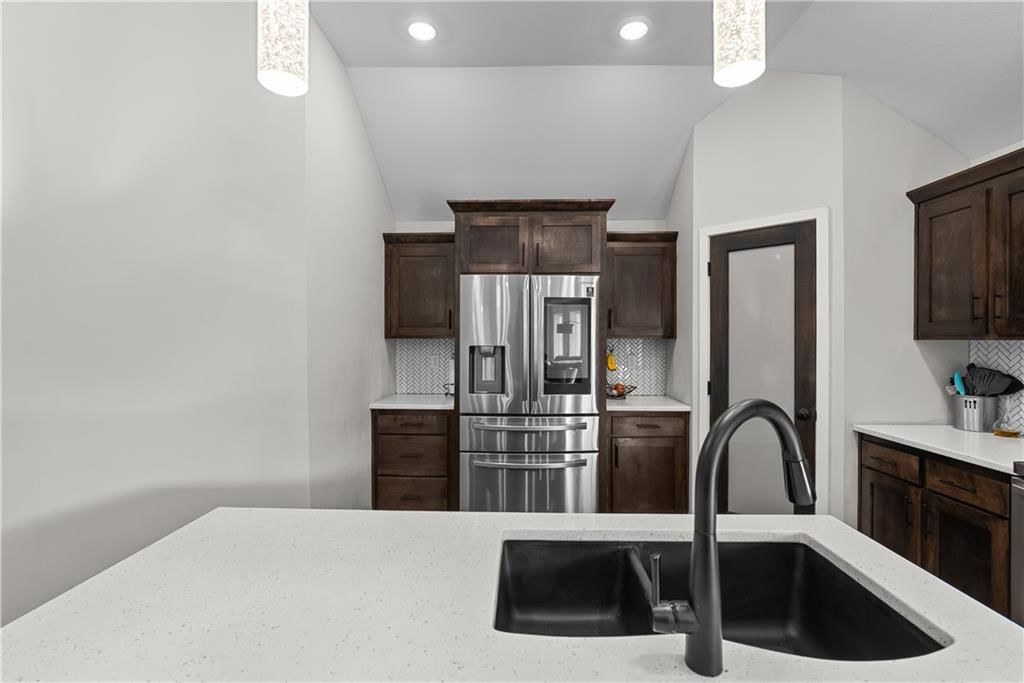 1295 NW Hickorywood Court — photo 13