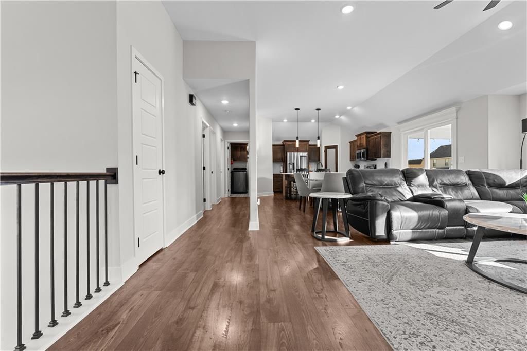 1295 NW Hickorywood Court — photo 21