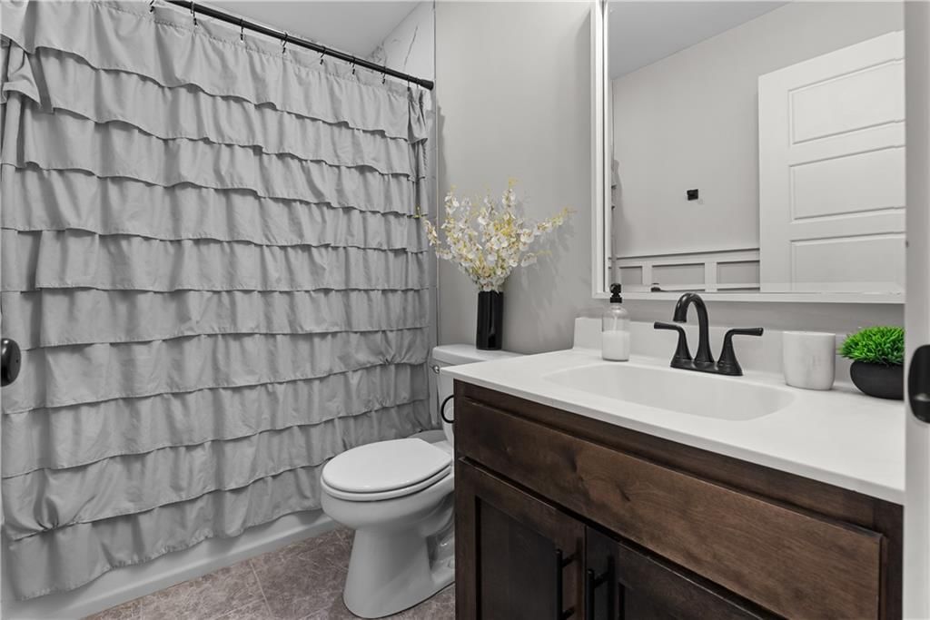 1295 NW Hickorywood Court — photo 24
