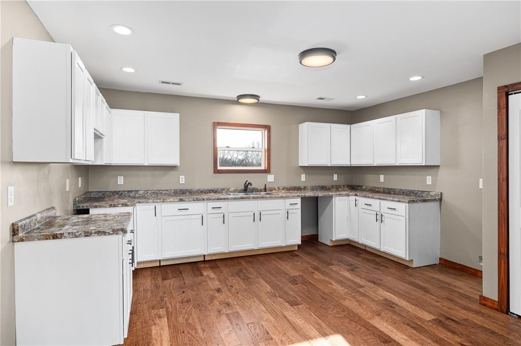 33518 Holt 150 N/A — photo 15