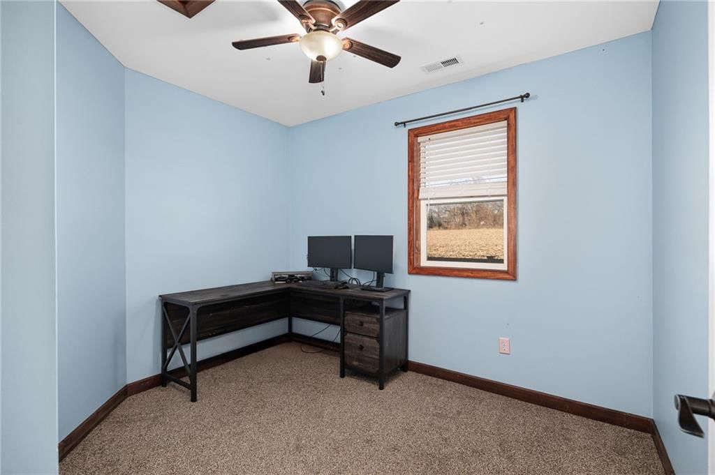 33518 Holt 150 N/A — photo 19