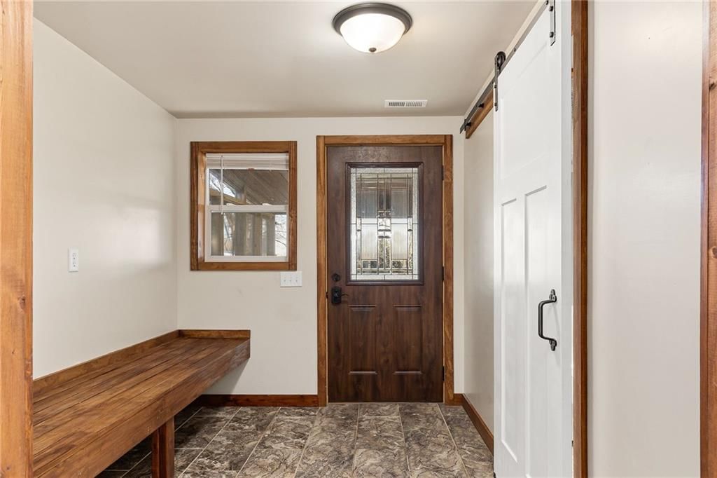 33518 Holt 150 N/A — photo 24