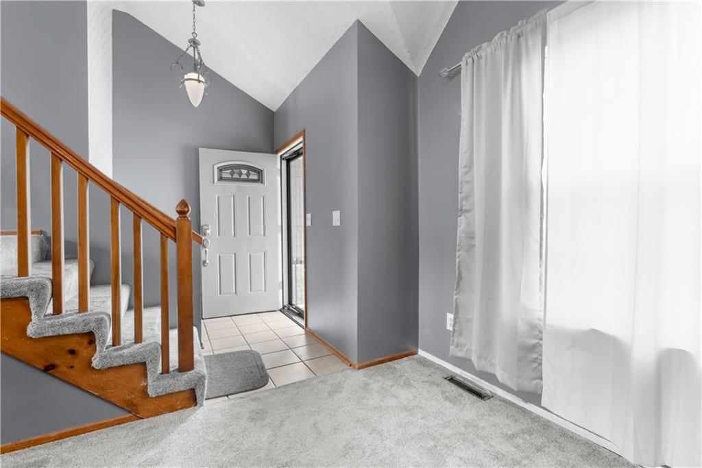 626 SE Fox Run Court — photo 7