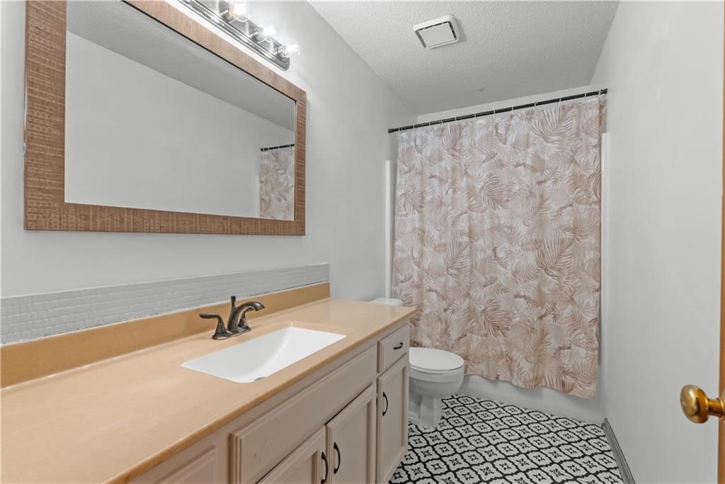 626 SE Fox Run Court — photo 17
