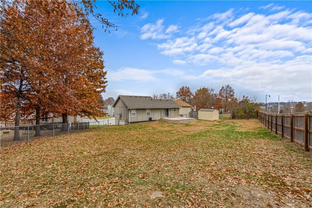 626 SE Fox Run Court — photo 24