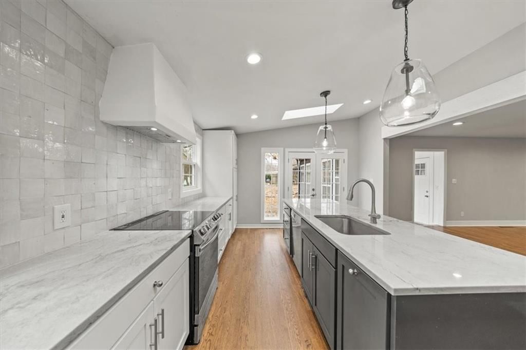 7612 Maple Street — photo 8