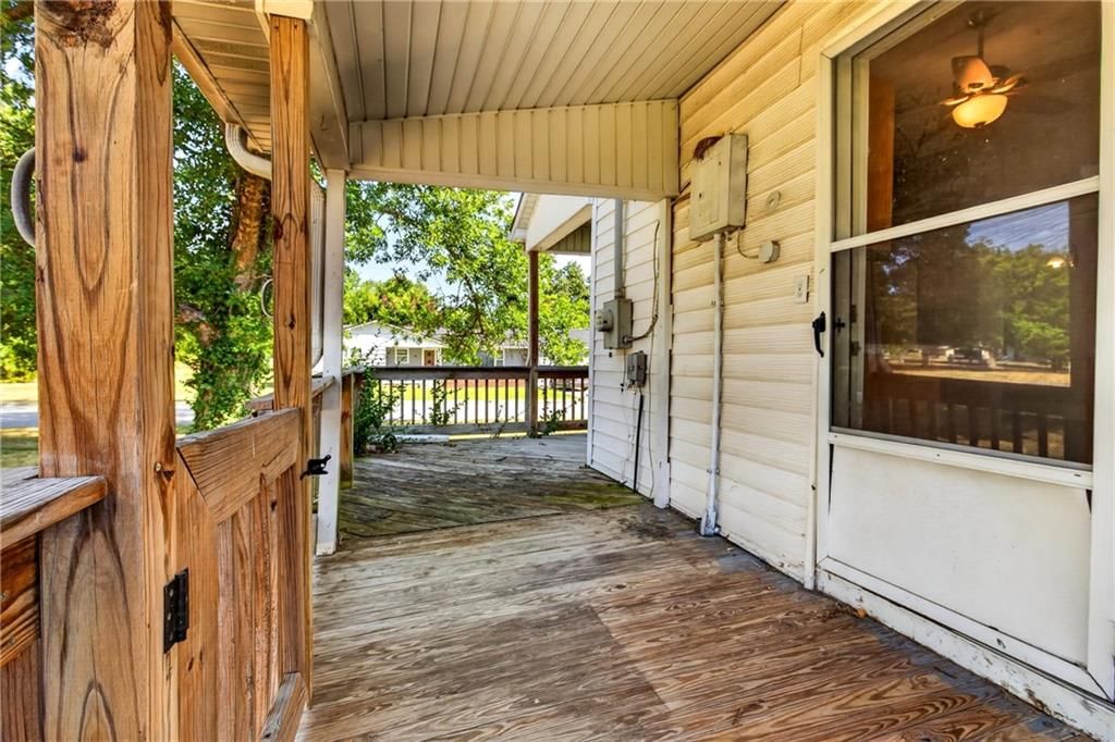 939 N Lynn Street — photo 31