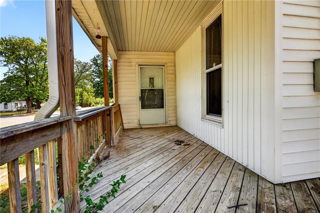 939 N Lynn Street — photo 32