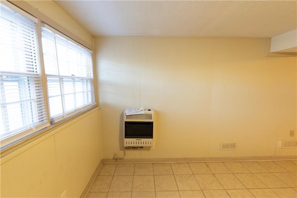 131 E 132nd Terrace — photo 30