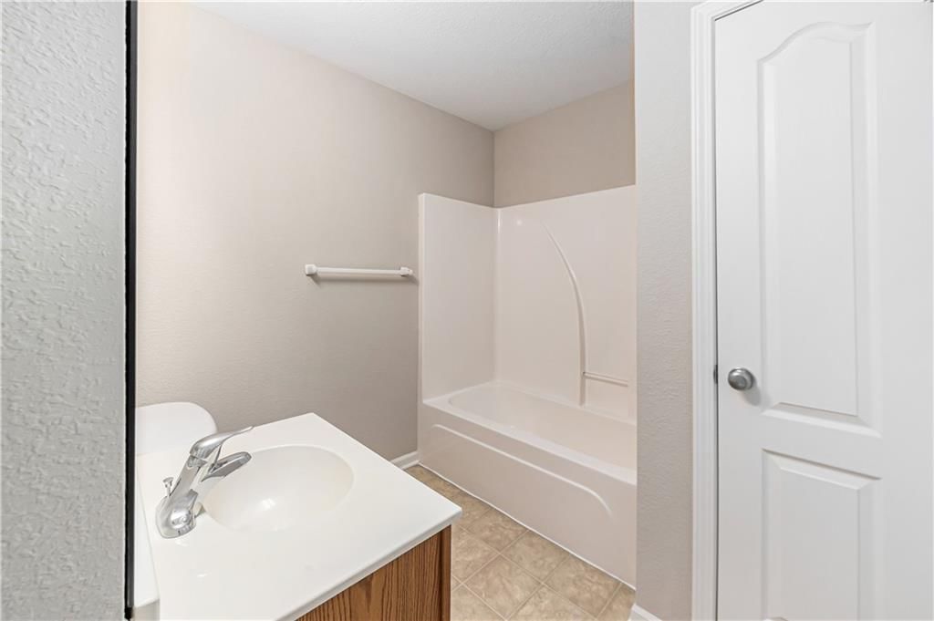 9403 N Main Street — photo 13