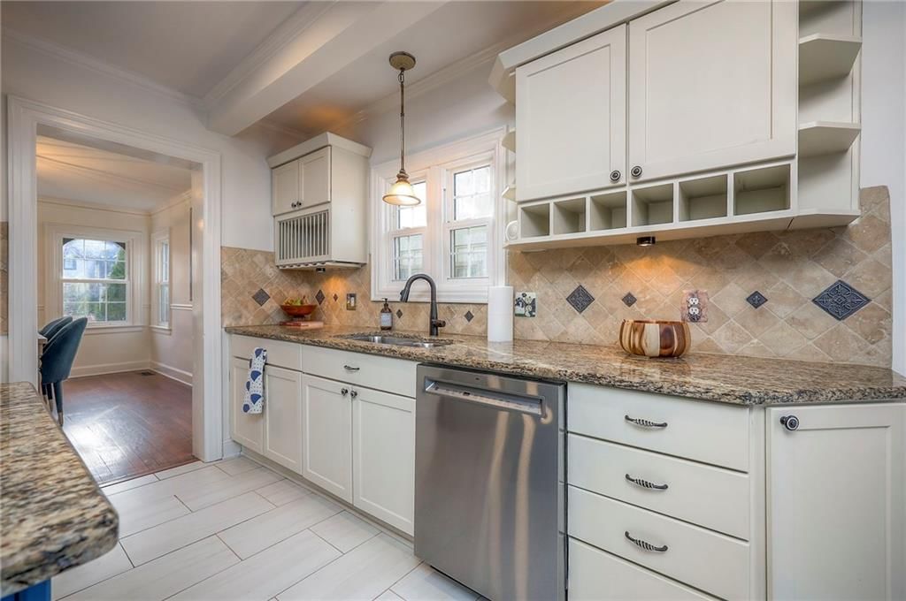 1010 W 70th Terrace — photo 20