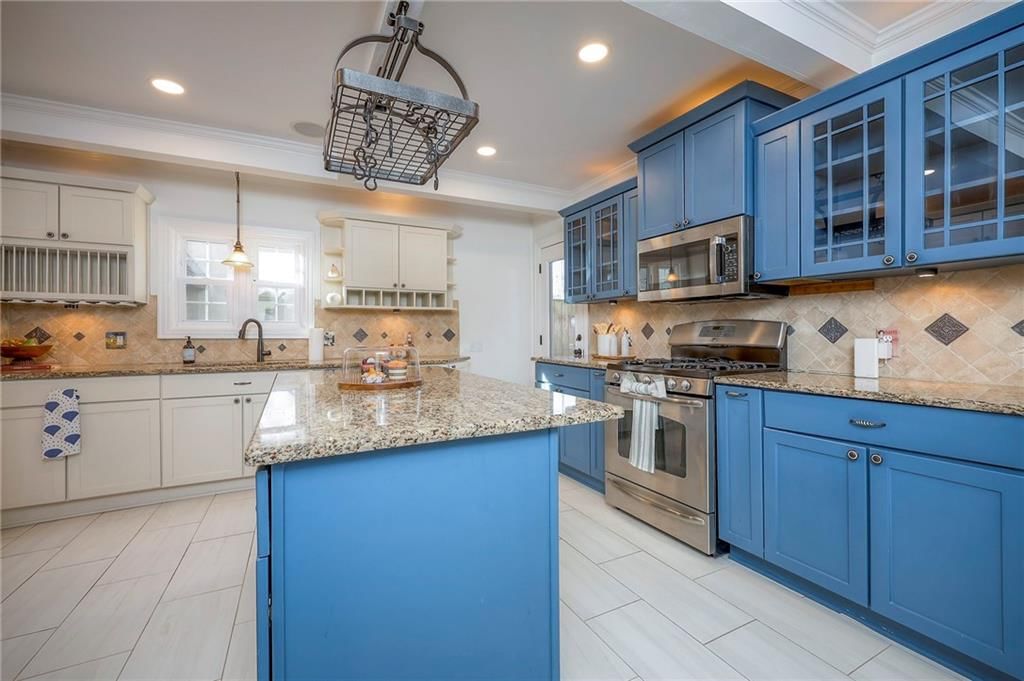 1010 W 70th Terrace — photo 23
