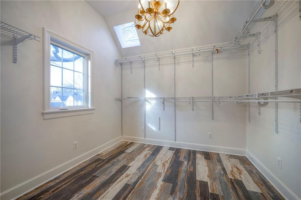 1010 W 70th Terrace — photo 31