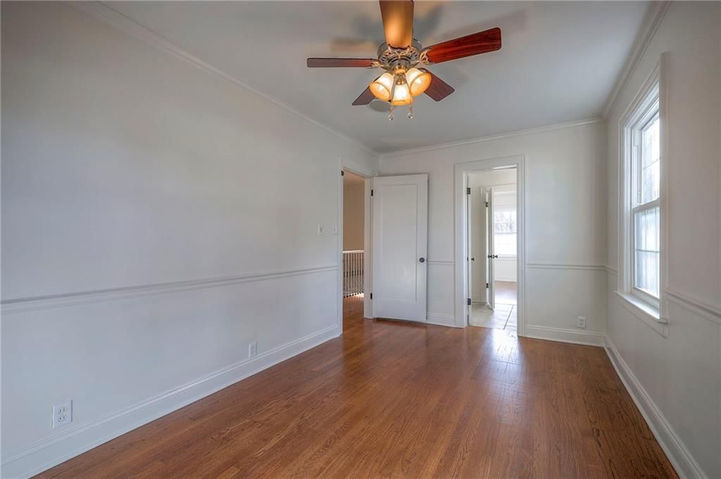 1010 W 70th Terrace — photo 34