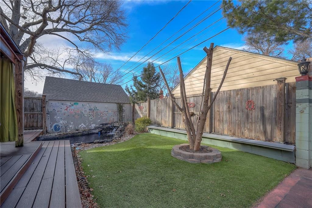 1010 W 70th Terrace — photo 45