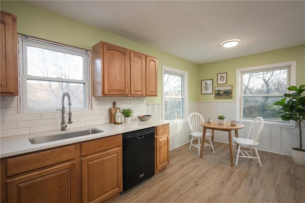 9 NW Englewood Court — photo 14