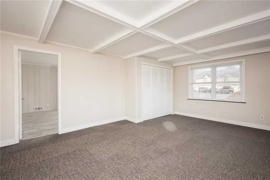 9 NW Englewood Court — photo 21