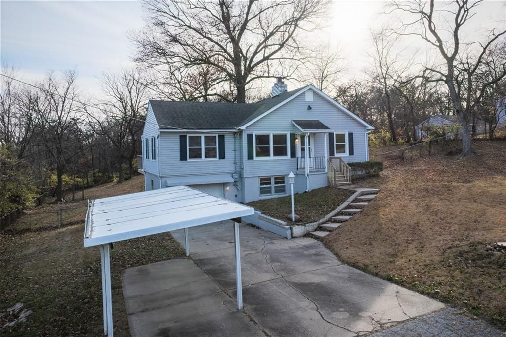 9 NW Englewood Court — photo 49