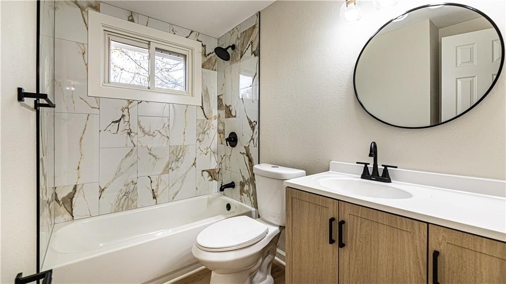 9841 Melrose Street — photo 10