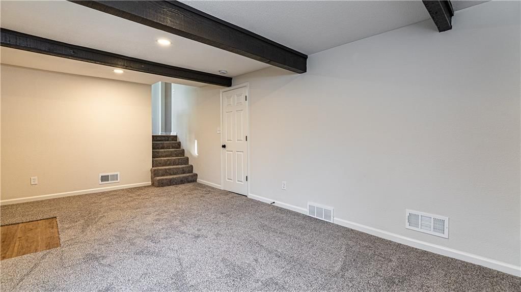 9841 Melrose Street — photo 17
