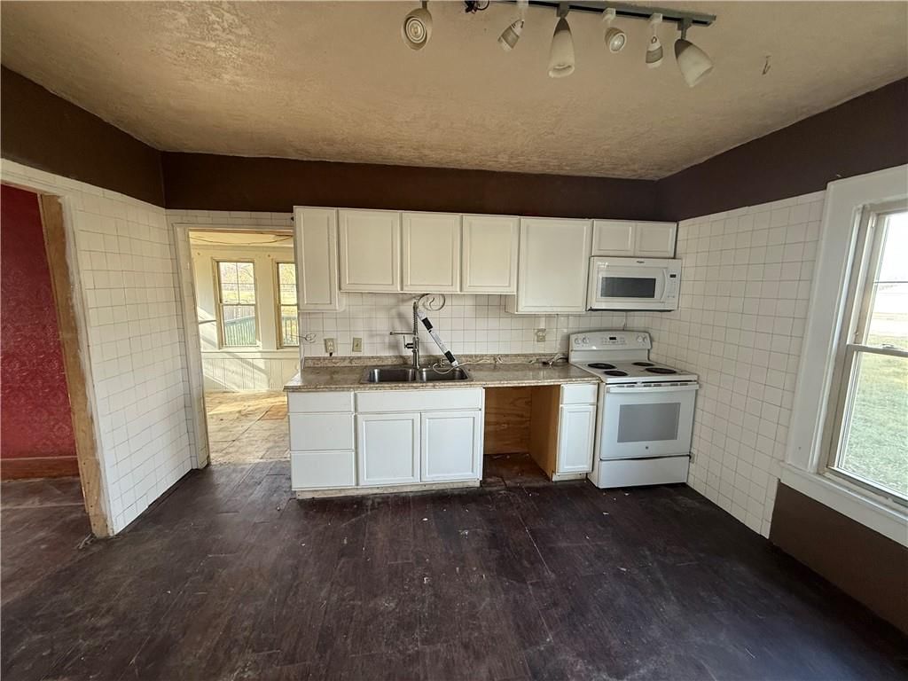 101 S Buttermilk Station Road — photo 11