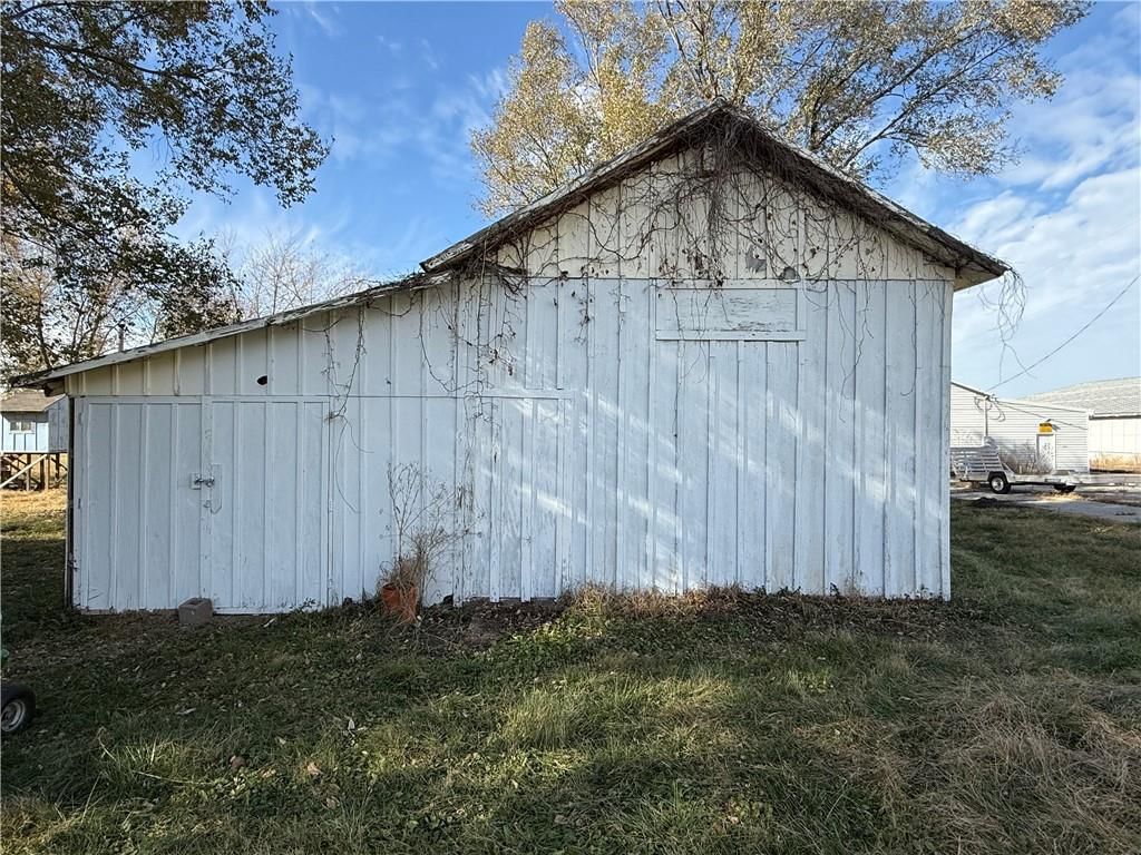 101 S Buttermilk Station Road — photo 36