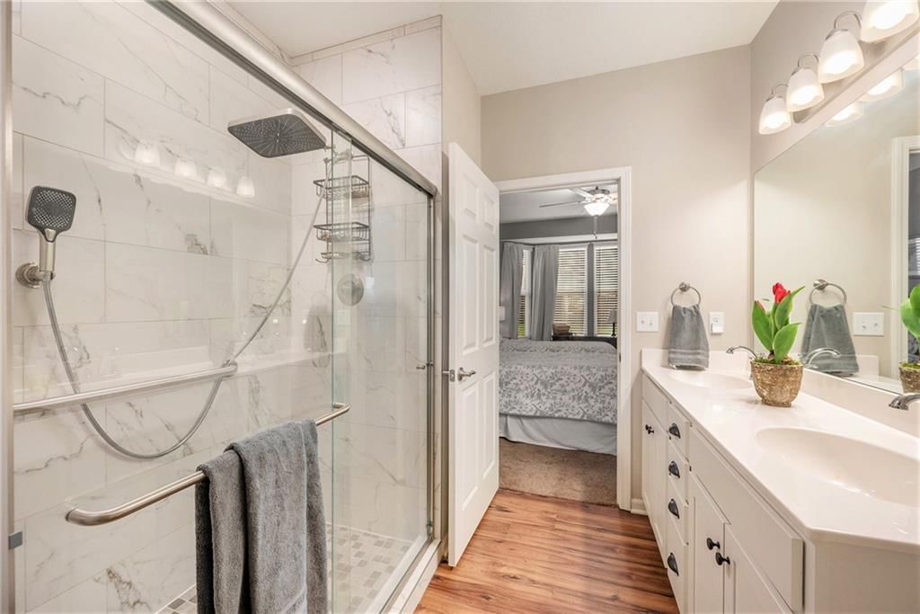 9458 N Lenox Avenue — photo 12