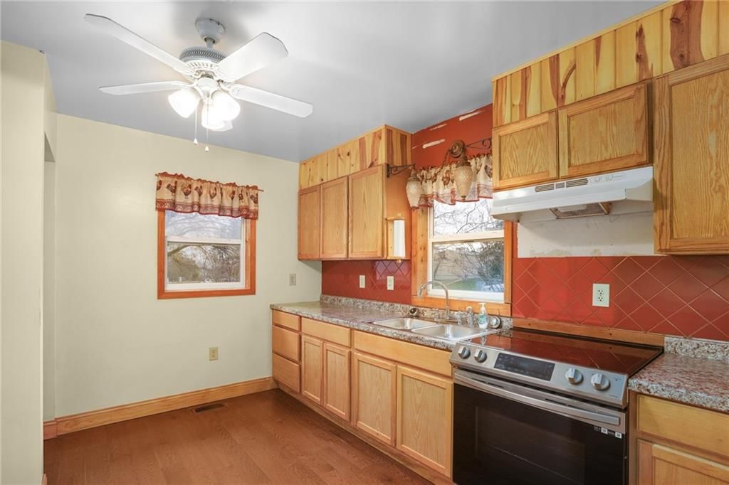 427 Pine Street — photo 16