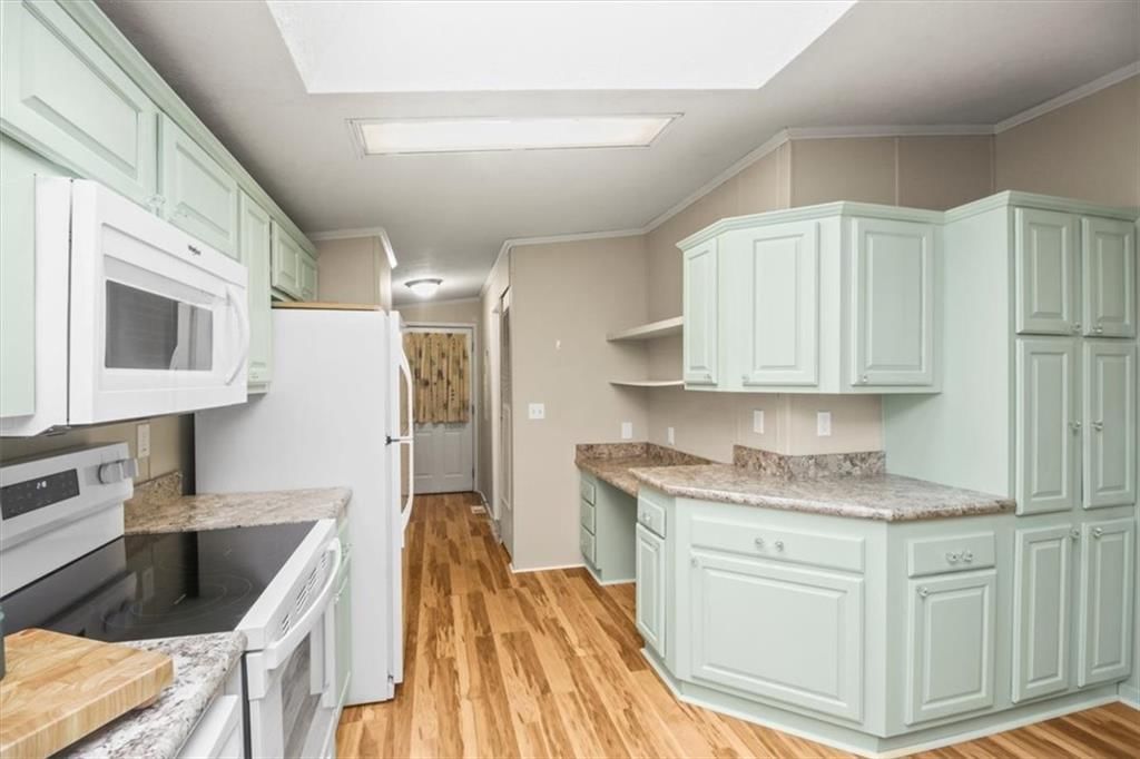 852 NE White Oaks Lane — photo 7