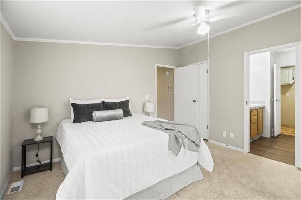 852 NE White Oaks Lane — photo 14