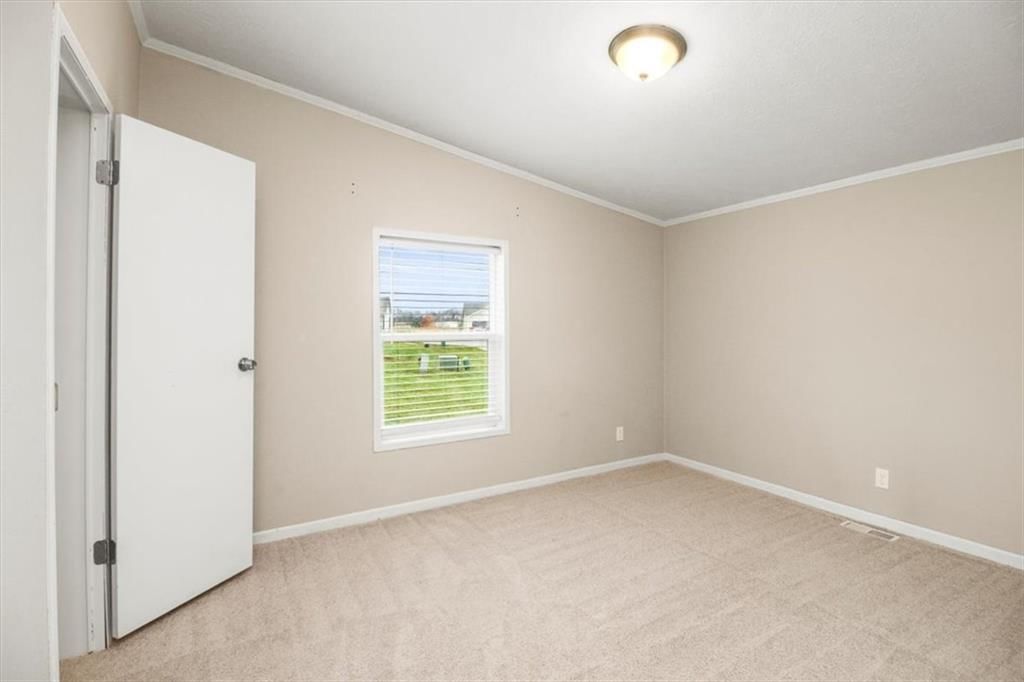 852 NE White Oaks Lane — photo 17