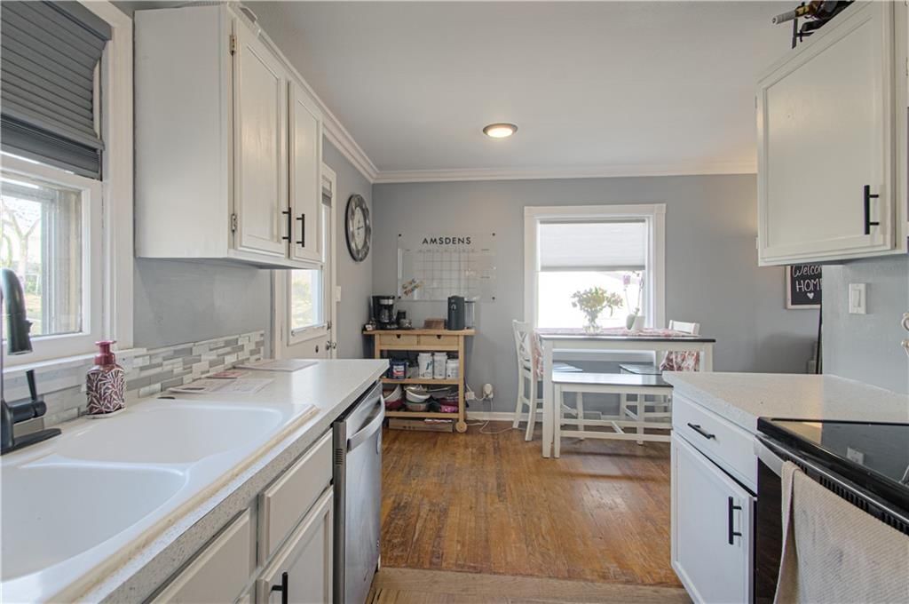 1108 S Prairie Street — photo 9